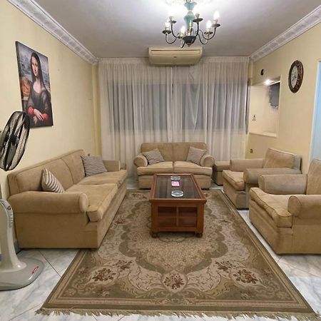 New Cozy Apartment 5 Minutes Away From Cairo Airport And All Amenties Екстериор снимка